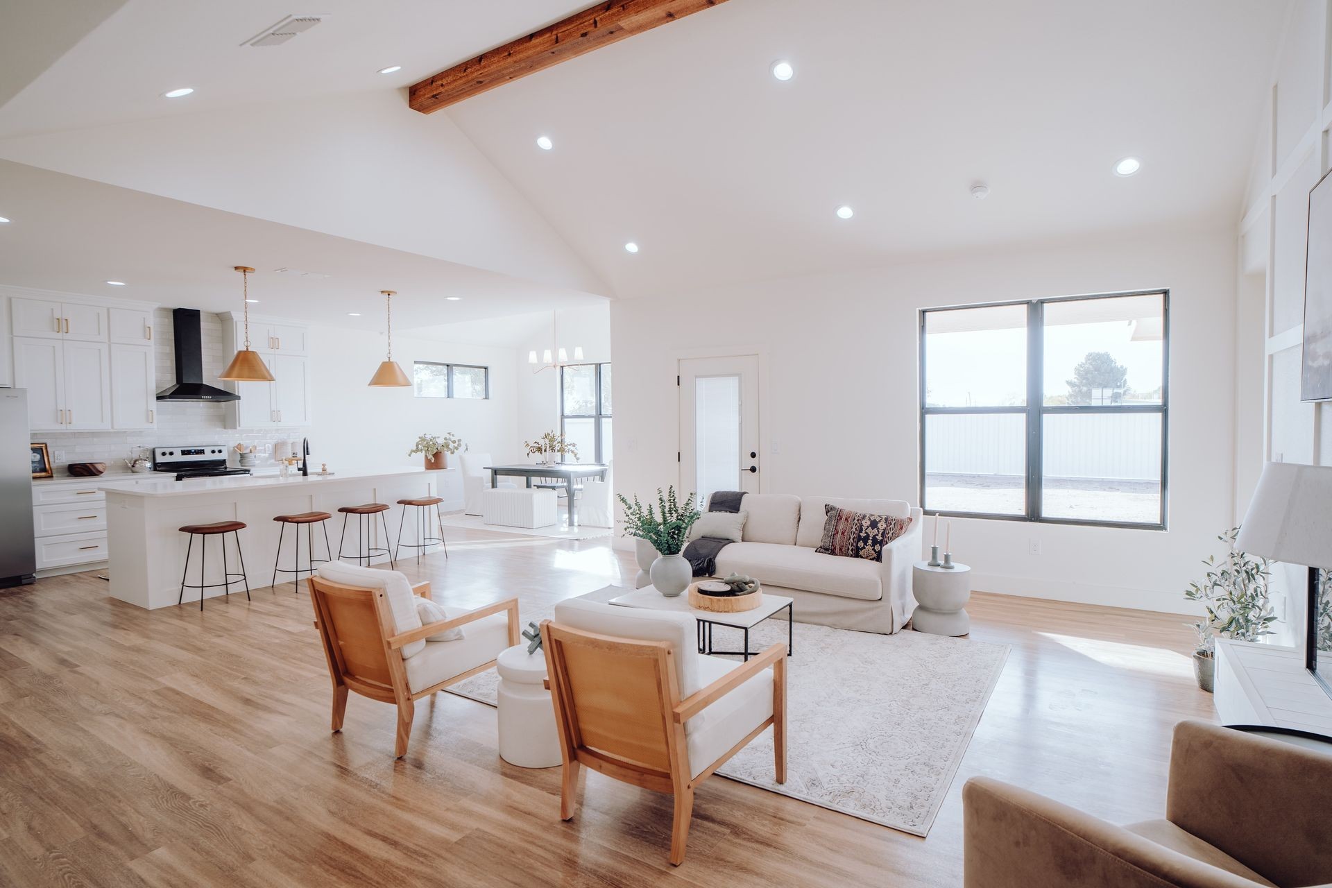 fresh interior painting in cordova bay